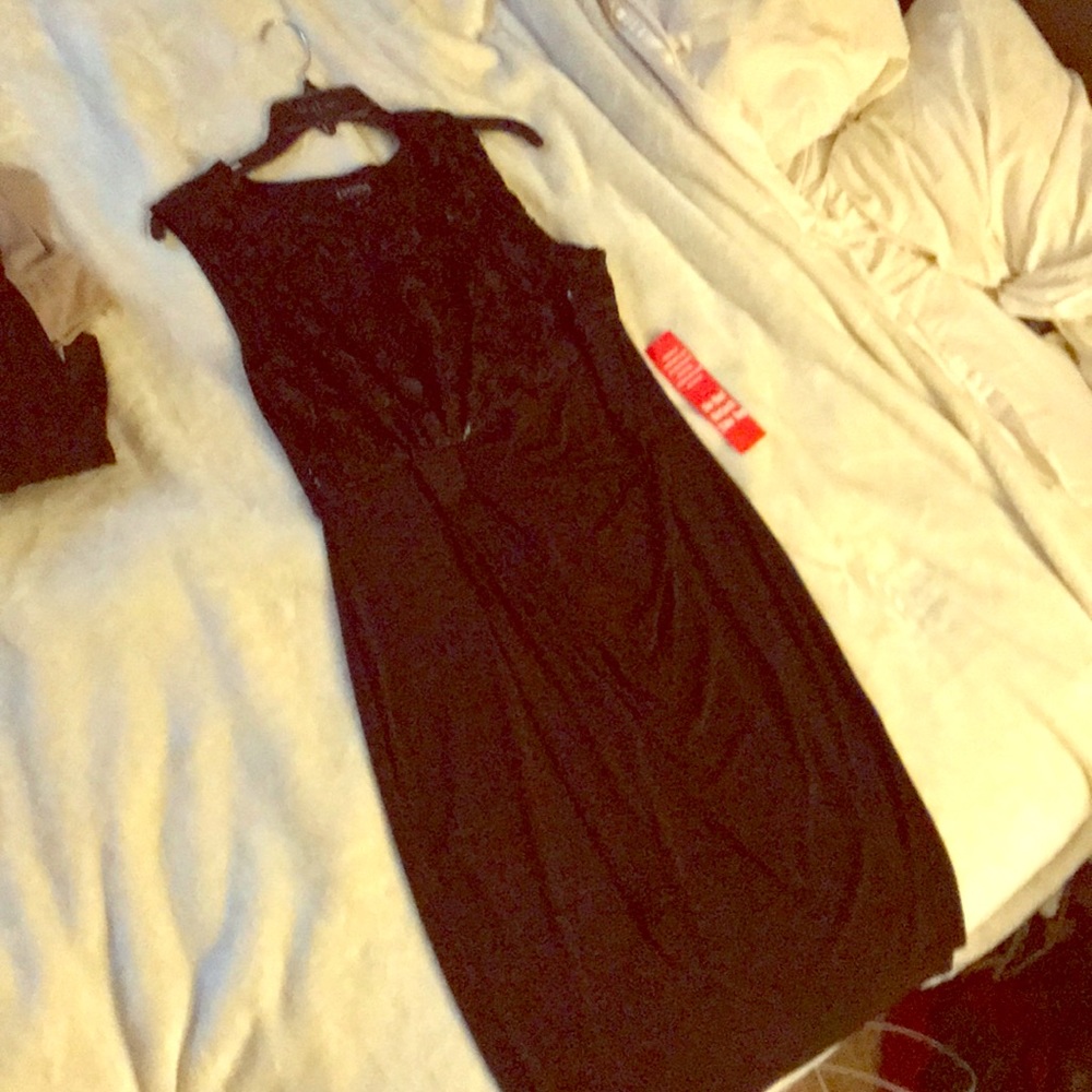 Little black dress, ruched waist, rosette bodice